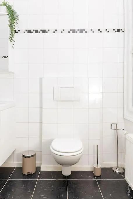 Very Spacious Apartment Close To Akh Vienna Austria