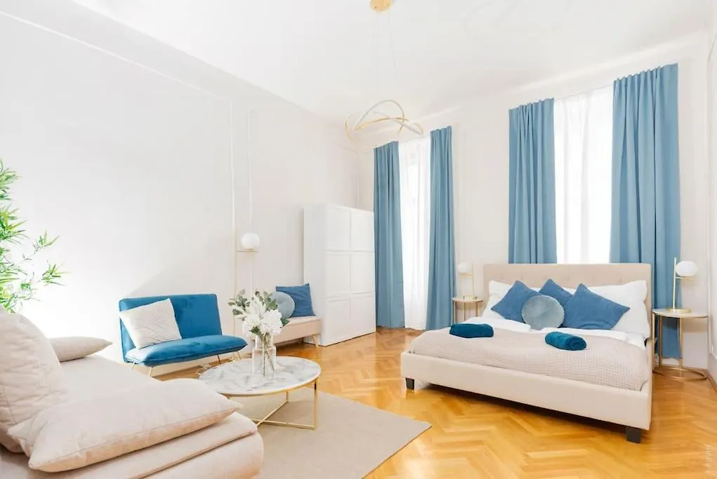 Very Spacious Apartment Close To Akh Vienna
